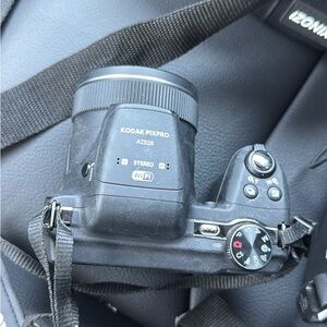 Kodak PIXPRO AZ528 Digital Camera in Black